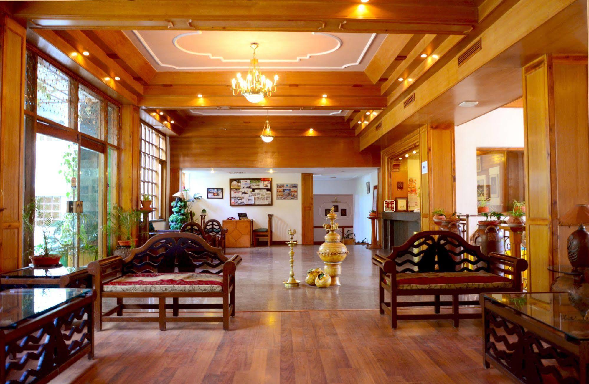 Hotel Manali Heights Extérieur photo