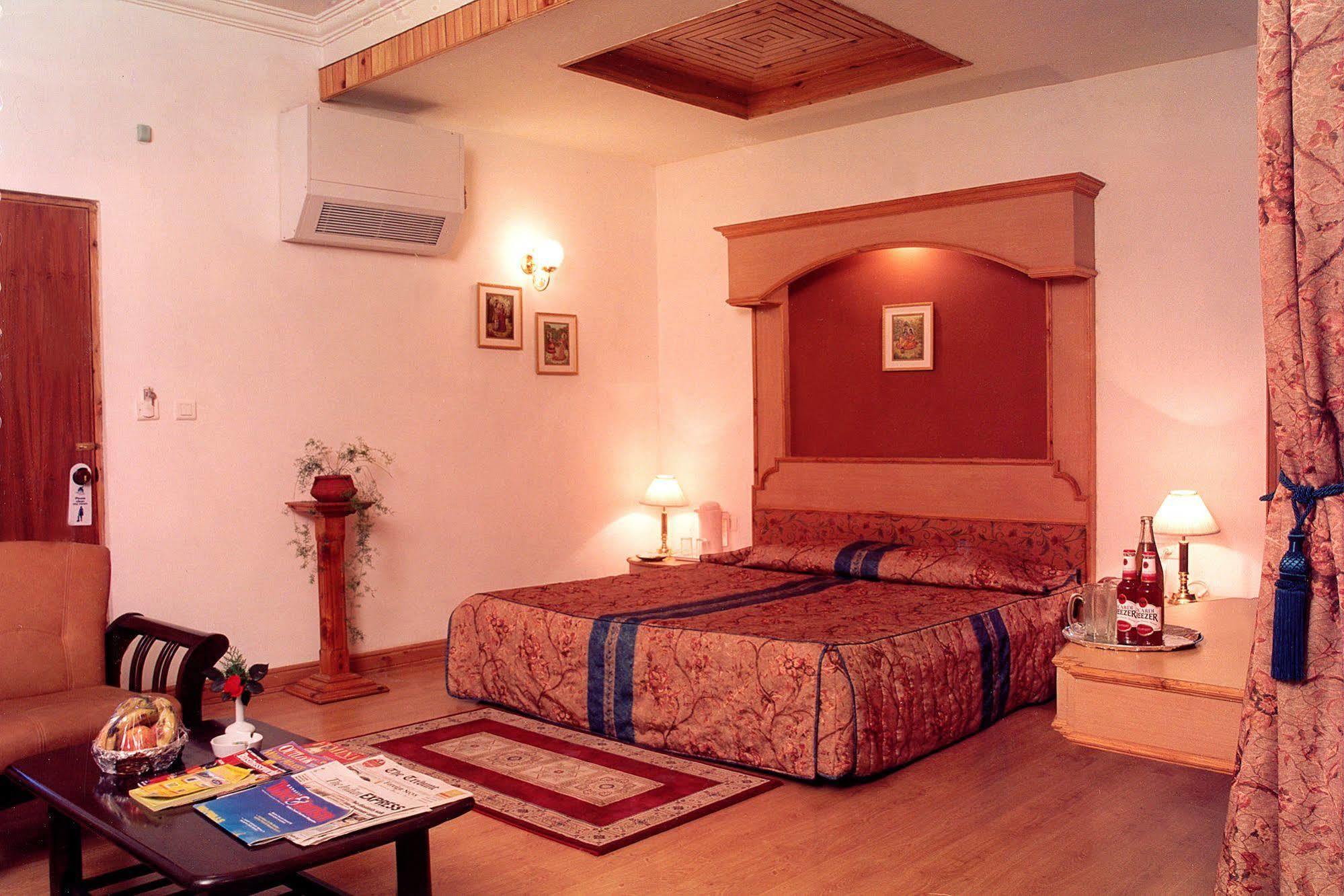 Hotel Manali Heights Extérieur photo