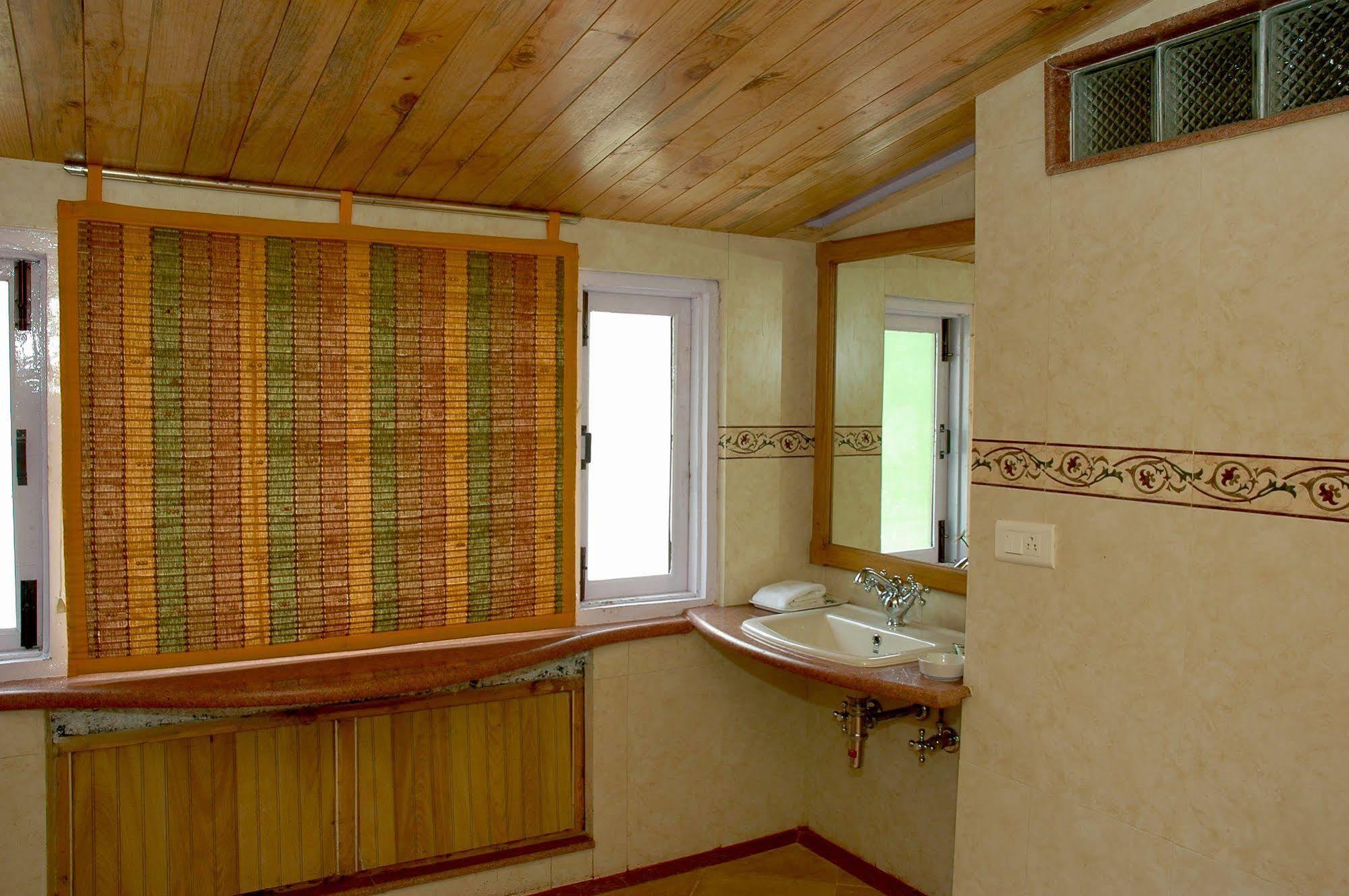 Hotel Manali Heights Extérieur photo