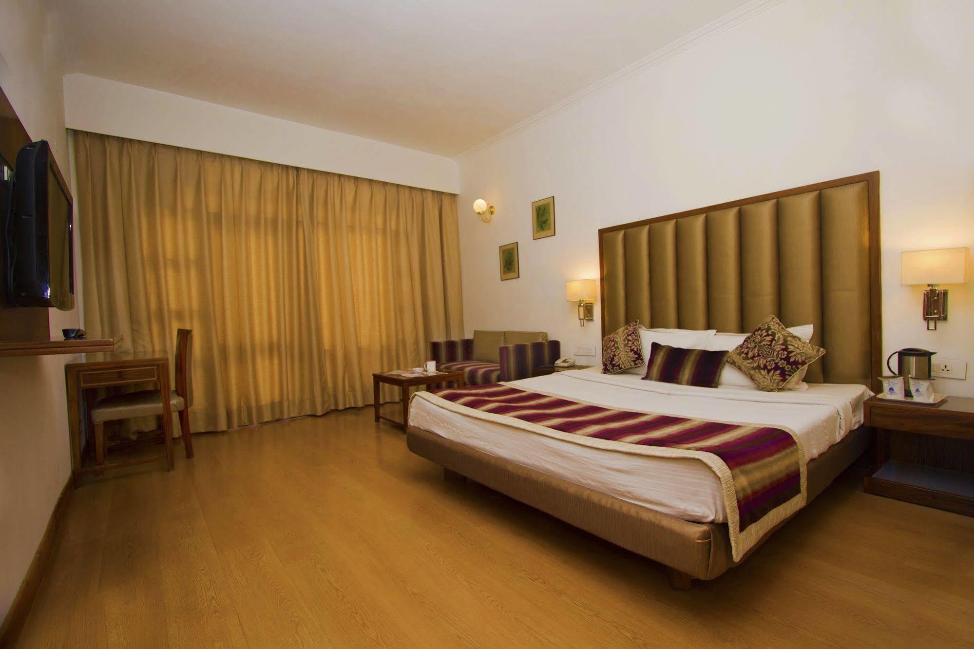 Hotel Manali Heights Extérieur photo